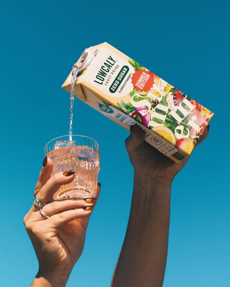 Your sunny day essential ☀️
#Lowcaly #ZeroSugar