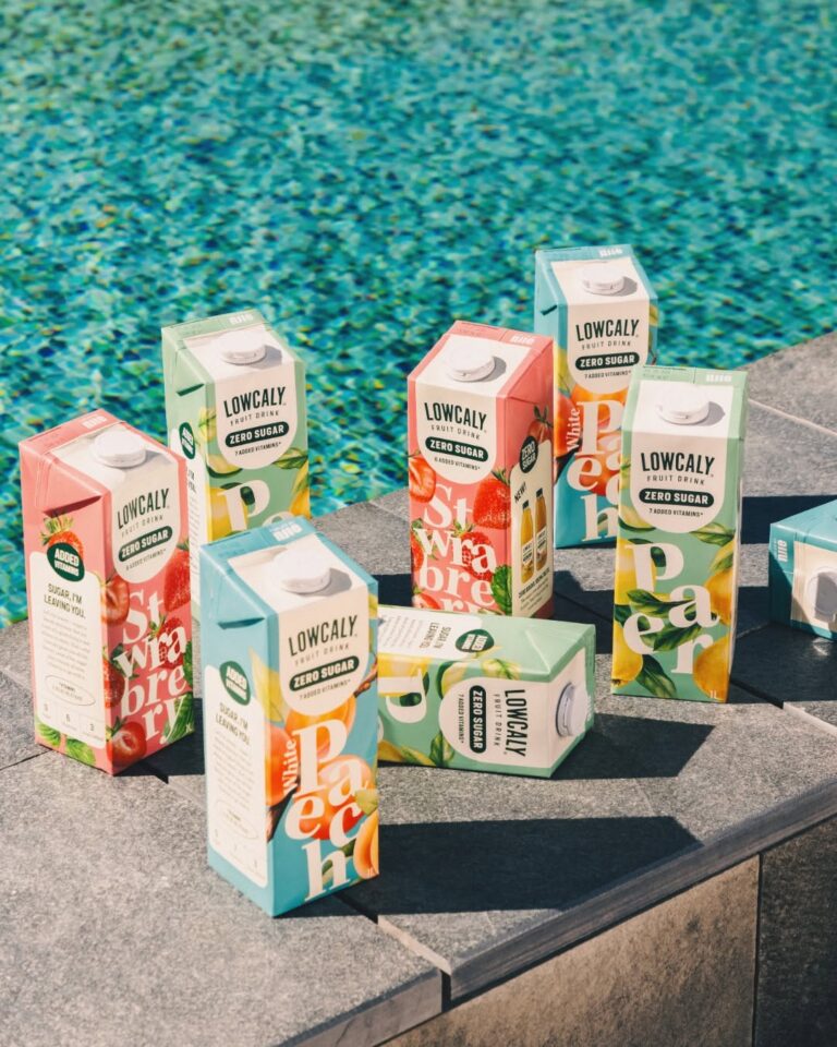 What's your favourite? 🍓🍐🍑
#Lowcaly #ZeroSugar